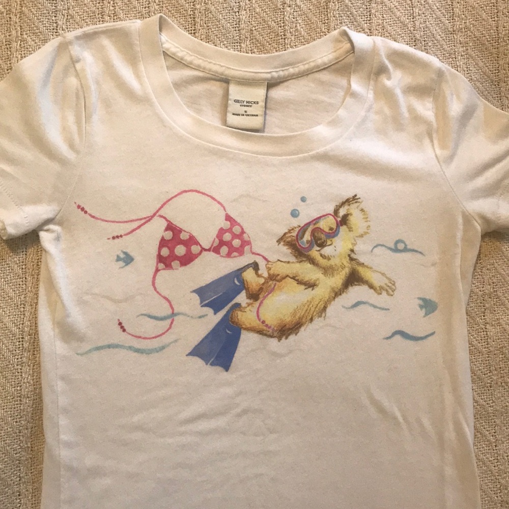 GILLY HICKS GRAPHIC TEE